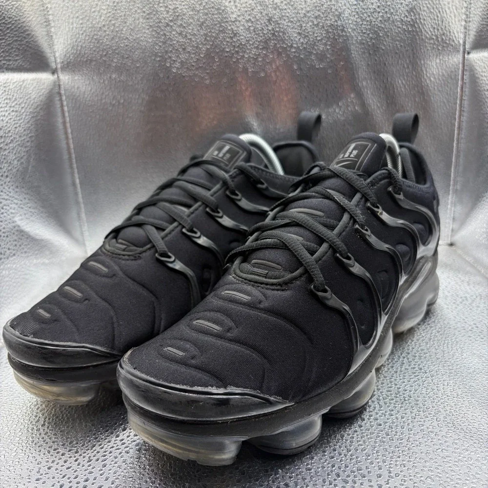 Size 10 Nike Air VaporMax Plus SE Black Womens‎ Lace Up Running Shoes DH1063-001